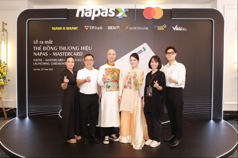 Câu chuyện luyện hơi thở để nuôi một giấc mơ dân gian đương đại