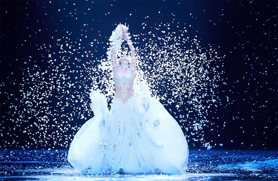 Dương Lệ Bình và vũ điệu của sự vô thường: Khi ‘Khổng tước’ tung cánh trên bầu trời Hà Nội