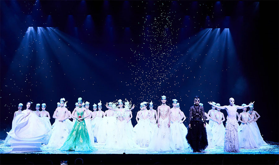 Dương Lệ Bình và vũ điệu của sự vô thường: Khi ‘Khổng tước’ tung cánh trên bầu trời Hà Nội