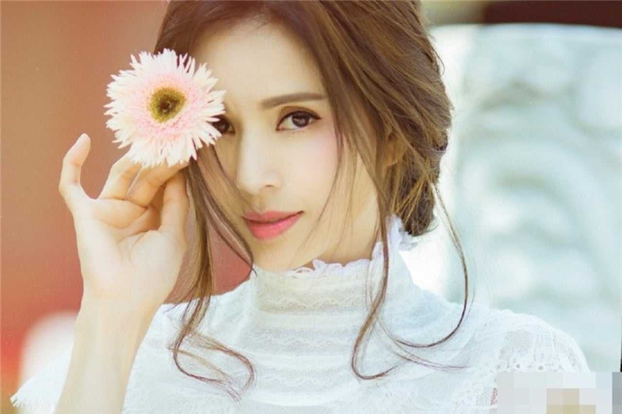 Phụ nữ bản lĩnh sống ra sao để đàn ông tôn trọng và yêu thương trọn đời