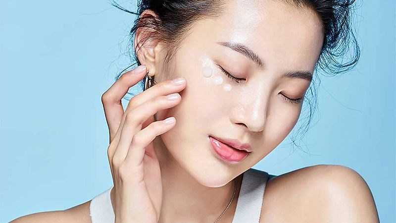 Bí quyết giữ làn da luôn sáng mịn khi đi du lịch vào mùa hè